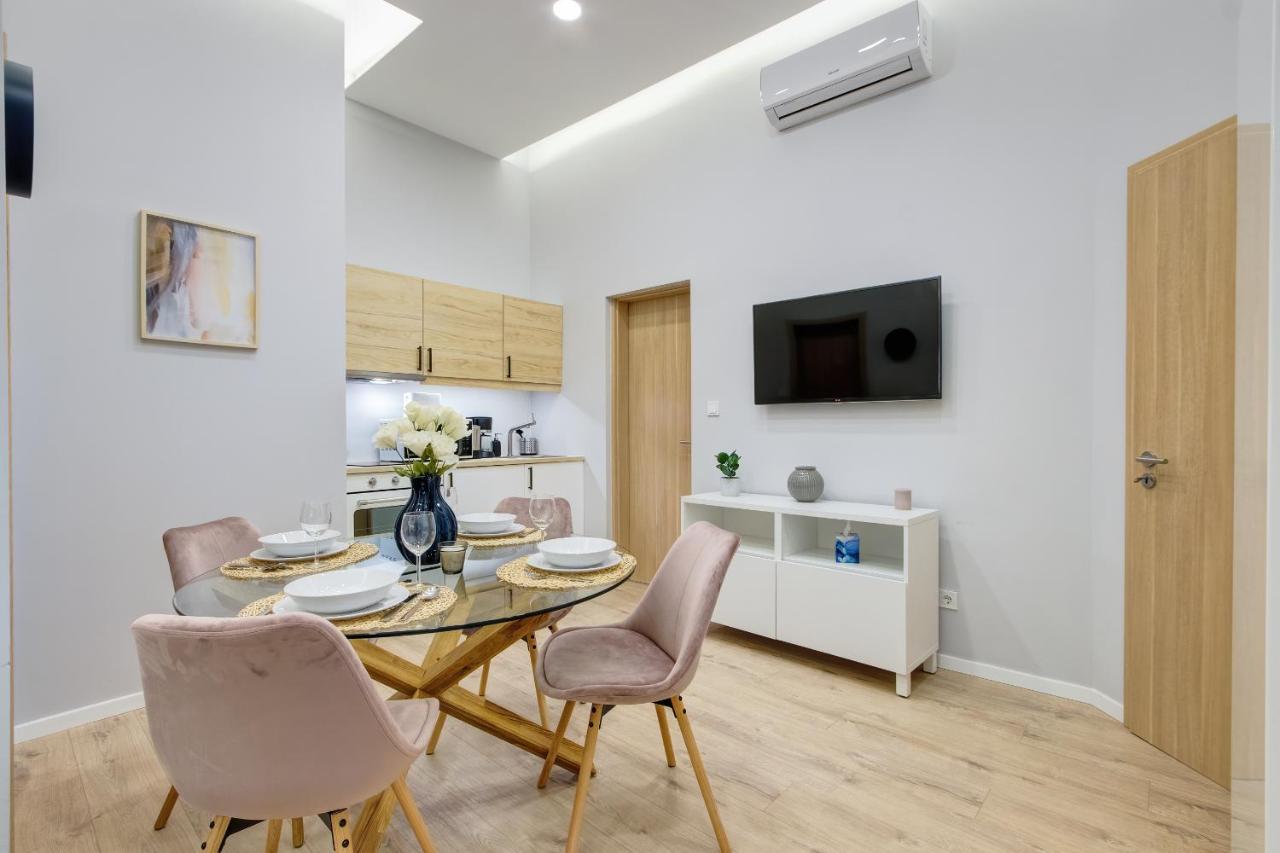 D.Five Aradi B Apartment Budapest Eksteriør bilde